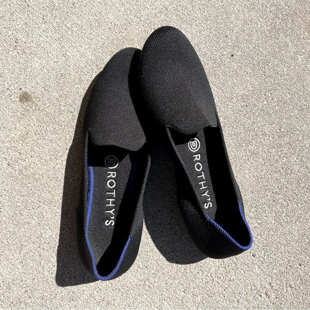 Rothy’s Women’s Loafer Style Flats-Size 7.5 (runs small)-Black/Blue Trim